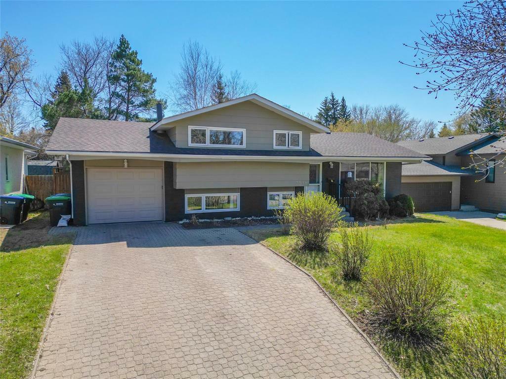 3518 Rosser Avenue  Brandon MB R7B 2Z6 photo