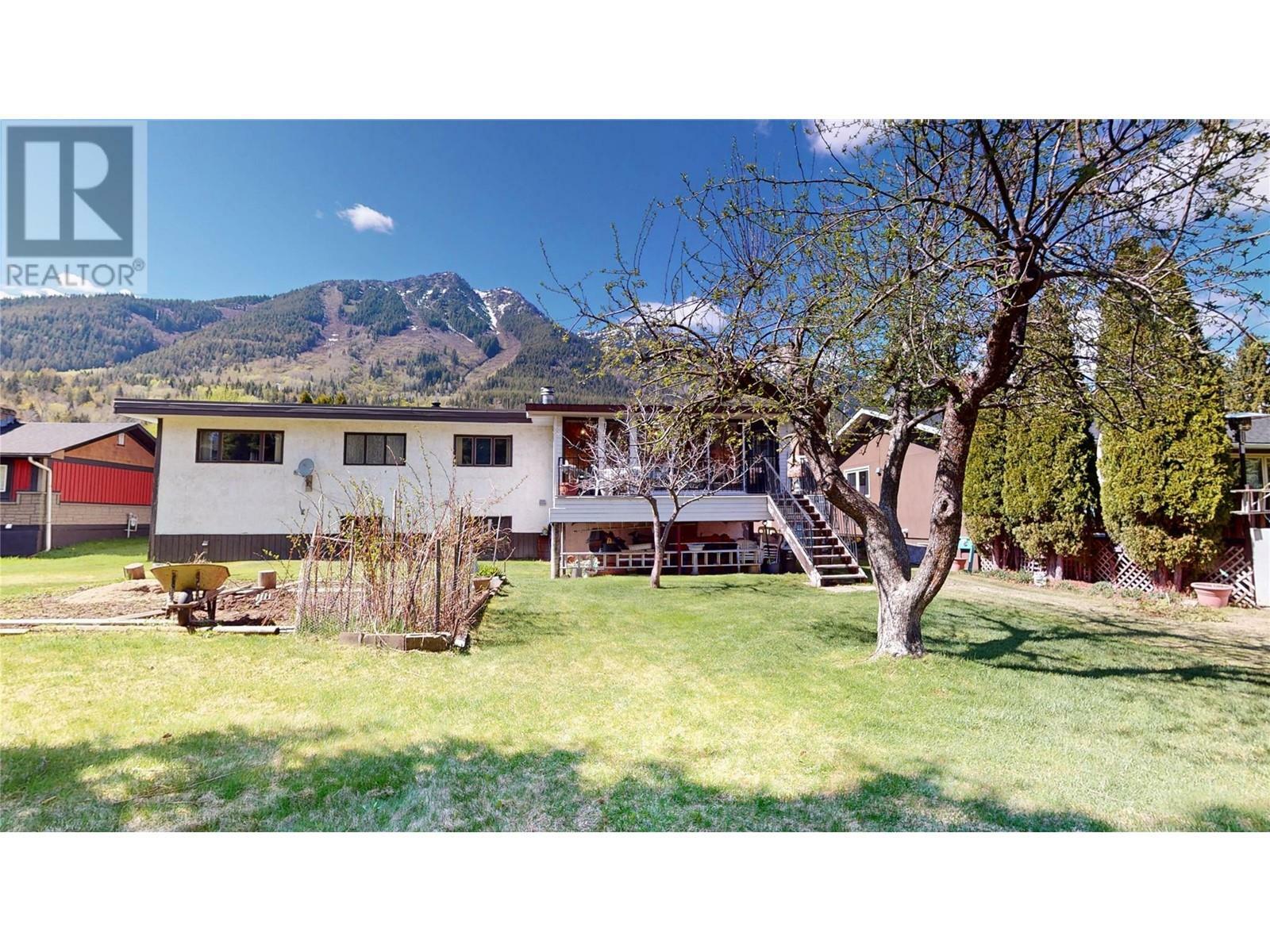 Property Photo: 1698 McKenzie Road BC V0B 1M5