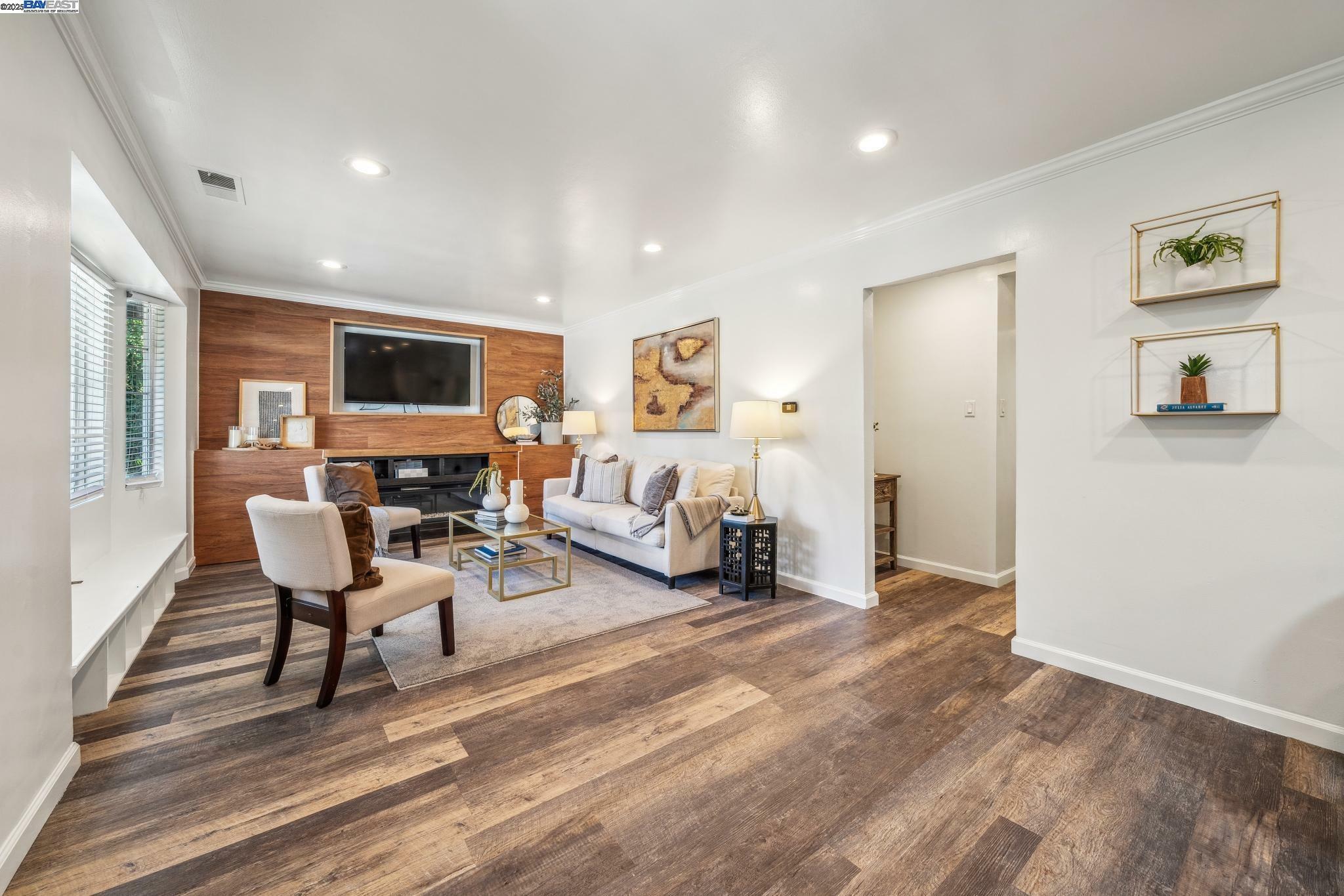 Property Photo: 316 3rd Ave S CA 94523