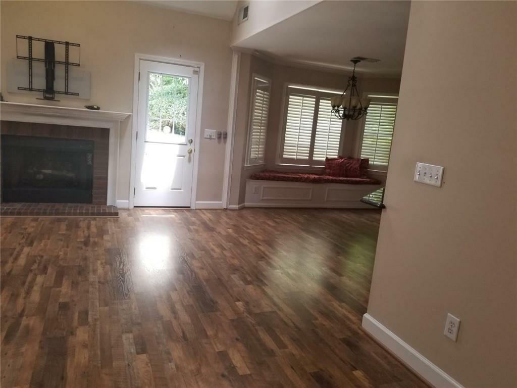 Property Photo: 991 NE Bridgegate Drive GA 30068