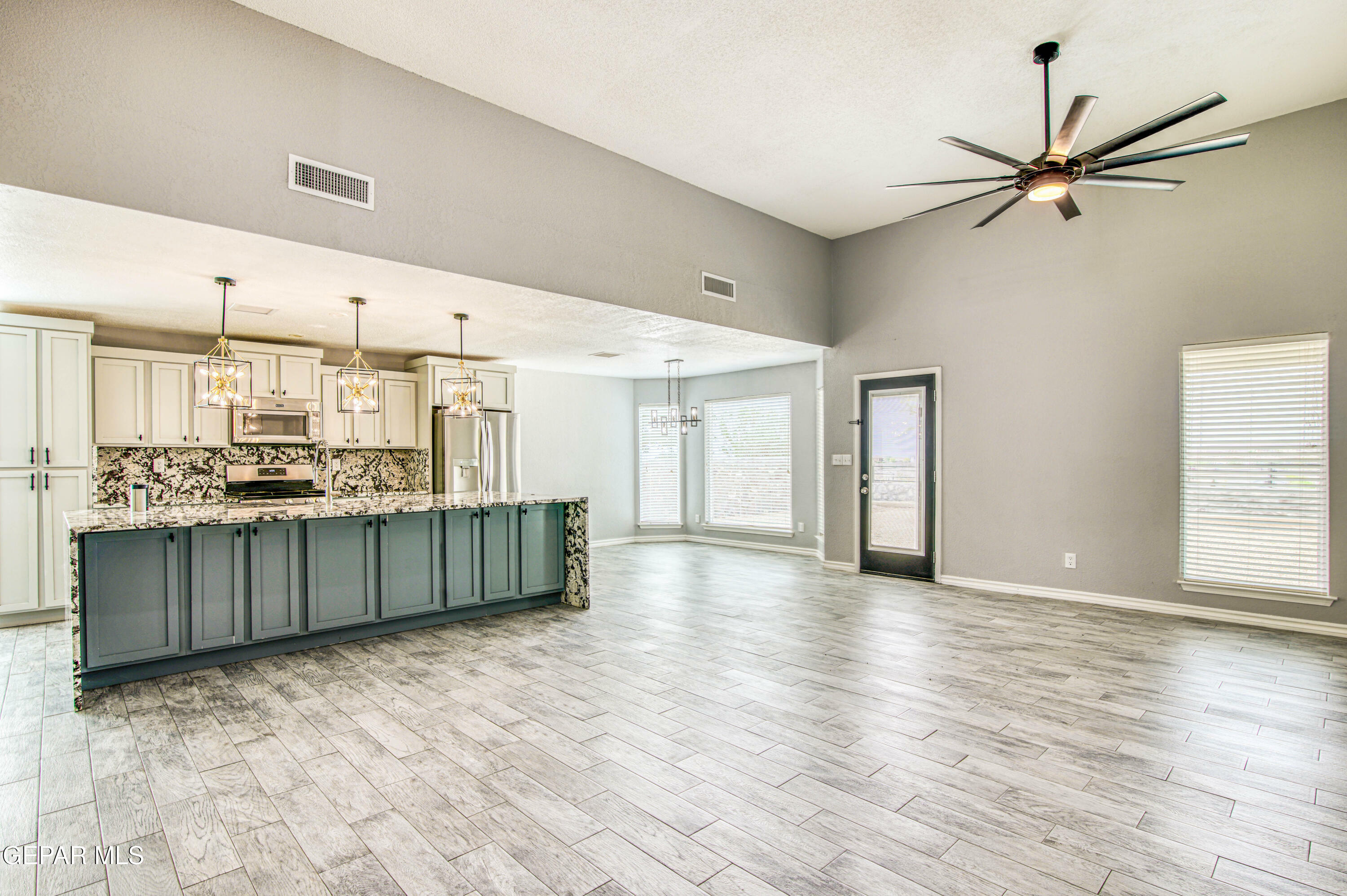 Property Photo: 6905 Pearl Ridge Drive TX 79912