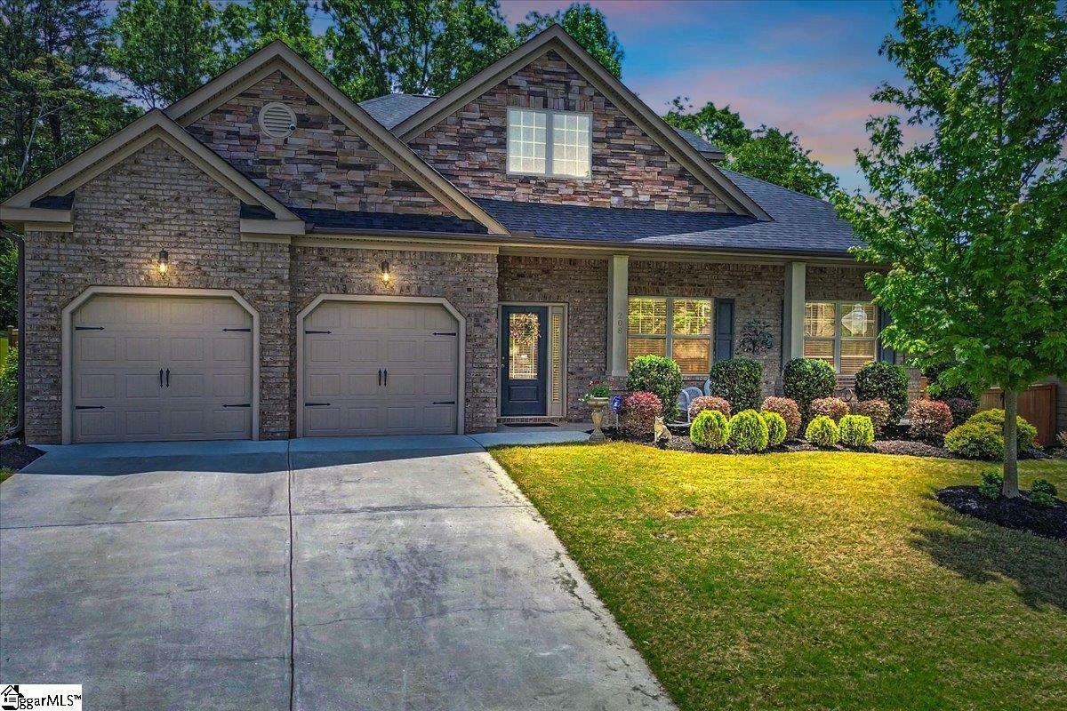 Property Photo: 208 Ashcroft Lane SC 29681