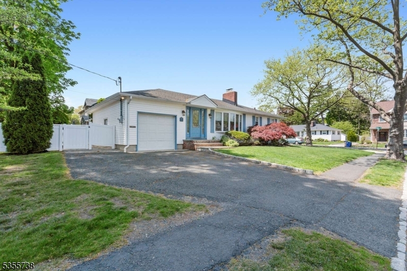 Property Photo:  155 Pitt Rd  NJ 07081 