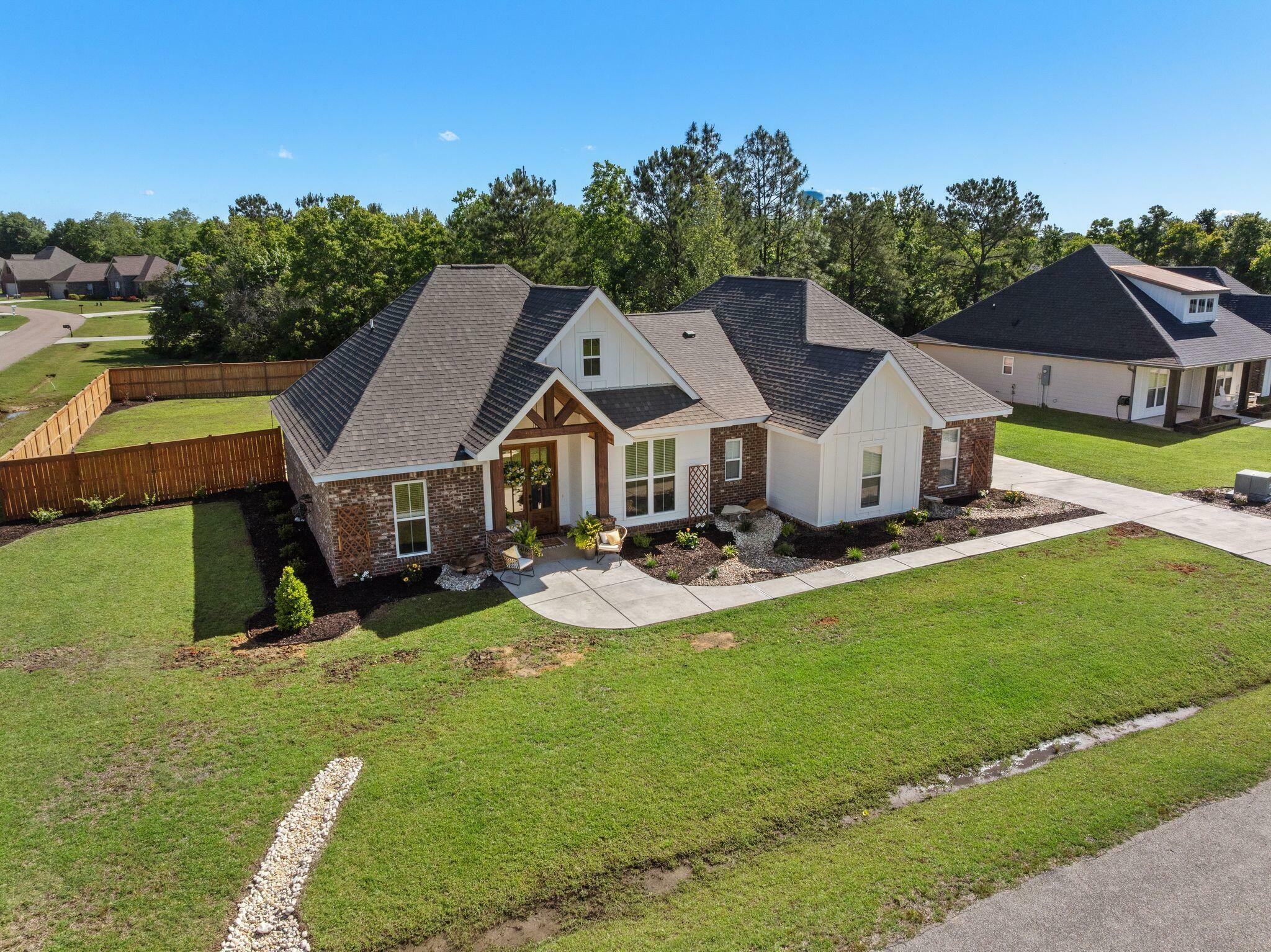 Property Photo: 2 French Cove MS 39465