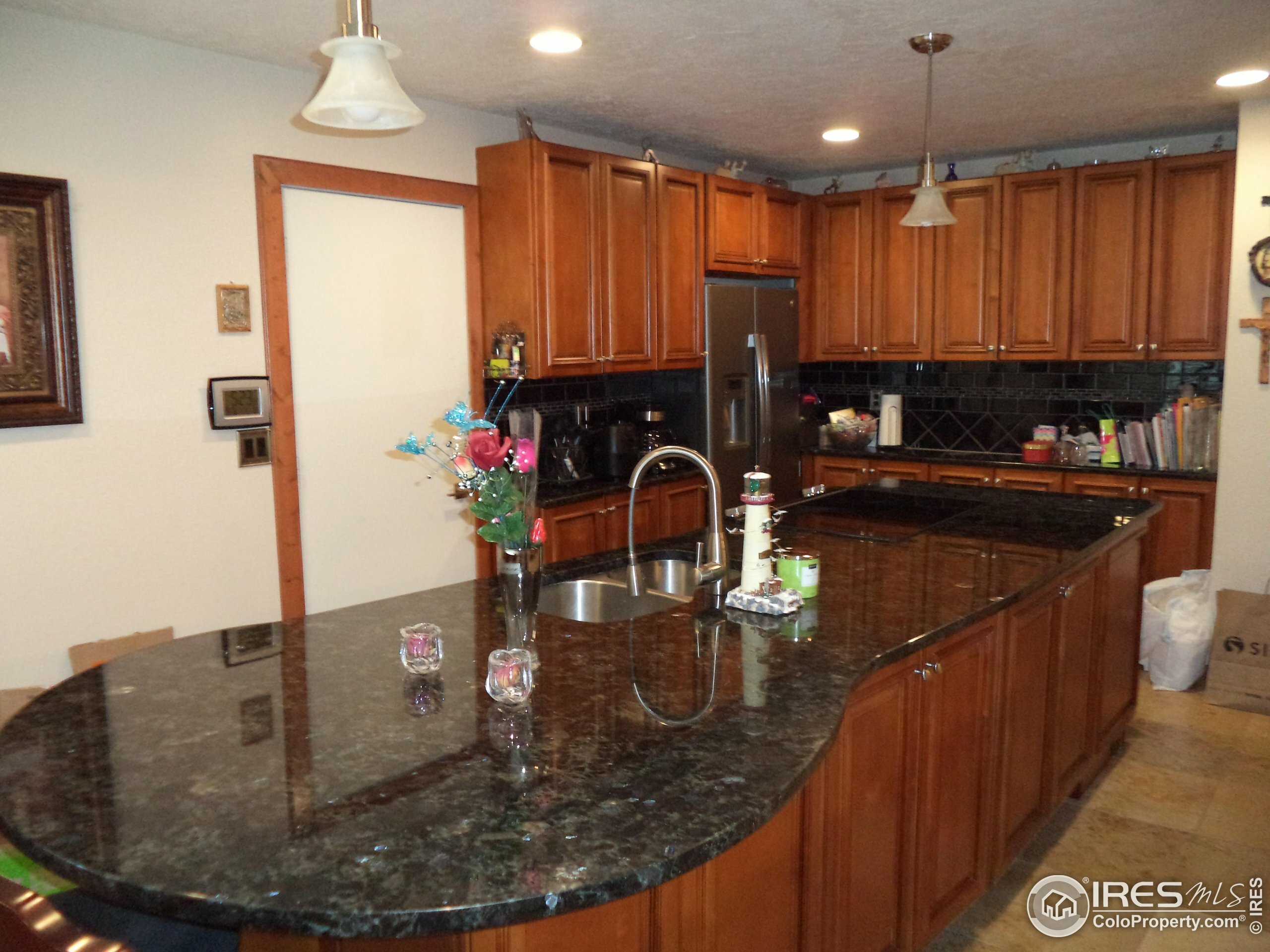 Property Photo: 913 Mesa Ct CO 80550
