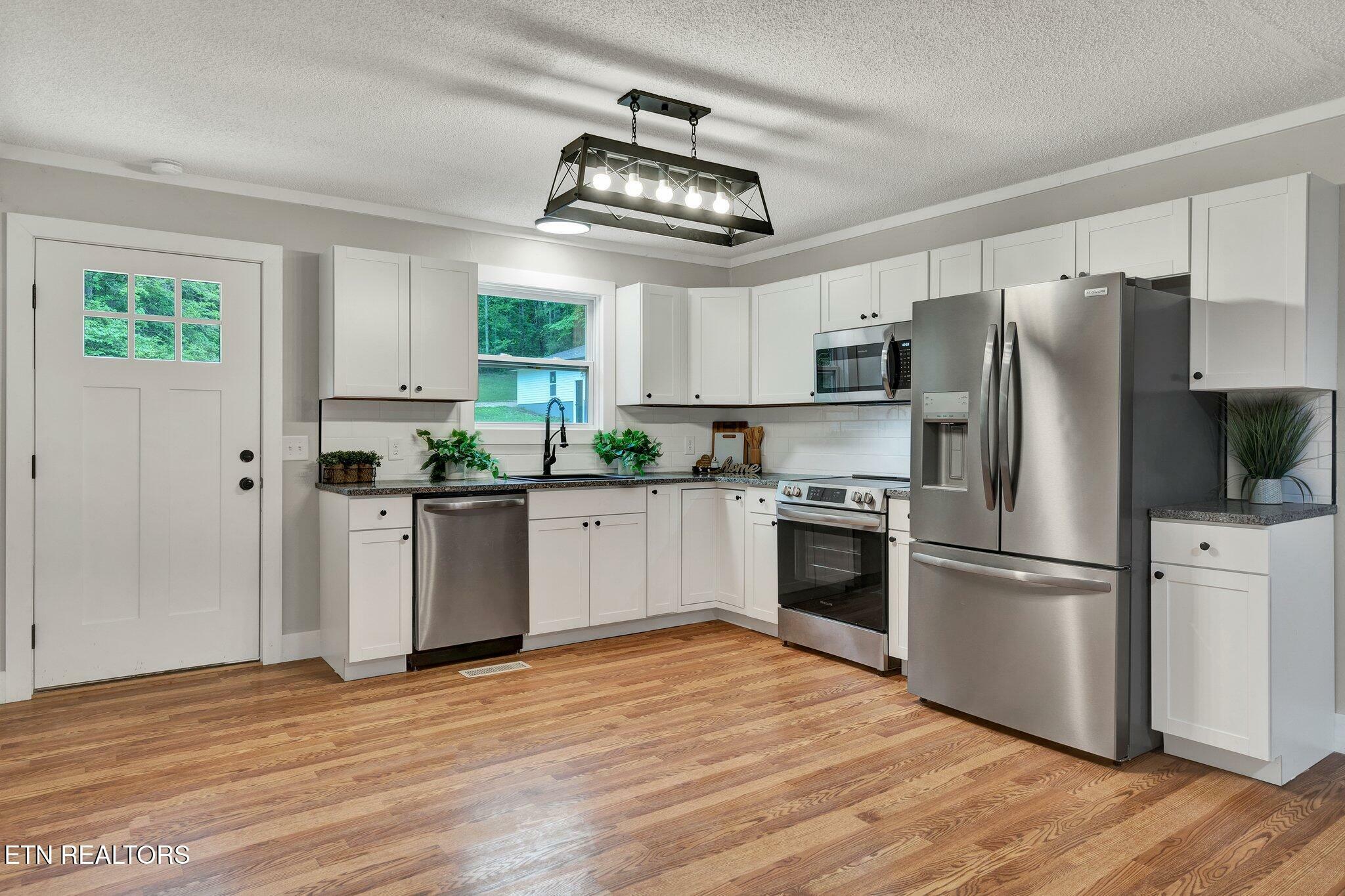 Property Photo: 12408 N Nopone Valley Rd TN 37322