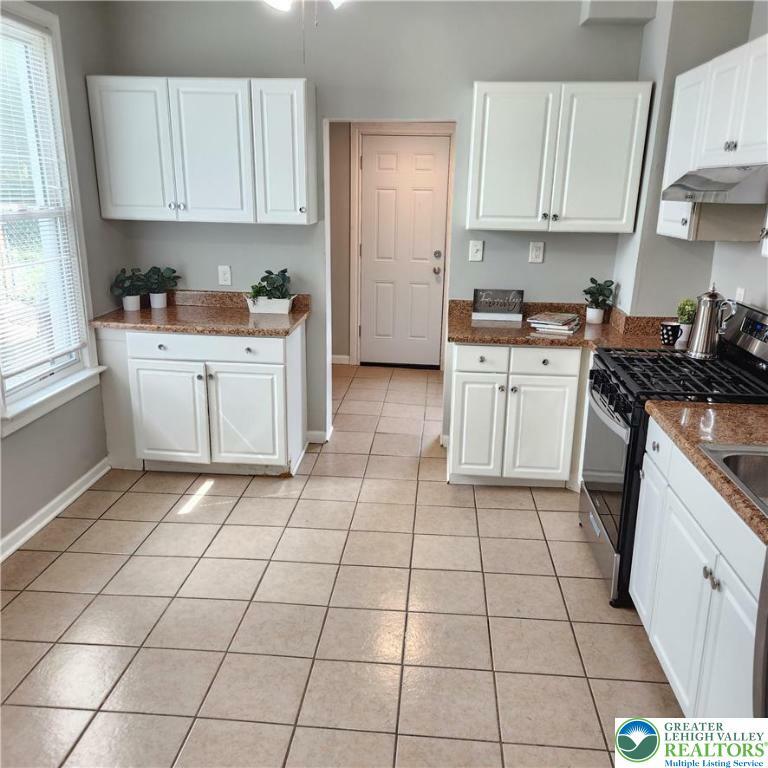 Property Photo: 833 Spring Garden Street PA 18042