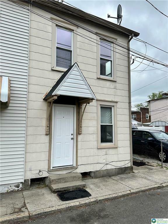 425 N Fulton Street  Allentown City PA 18102 photo