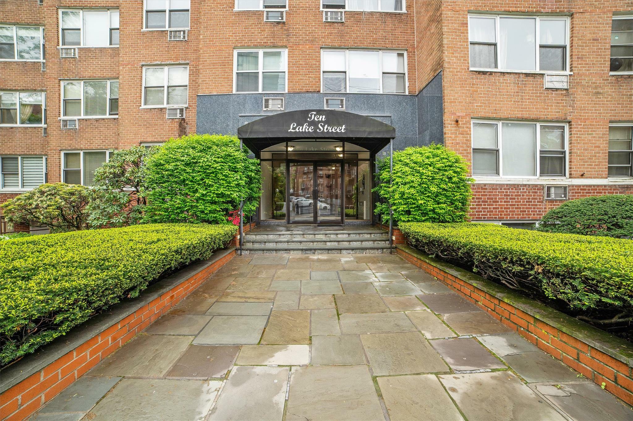 Property Photo: 10 Lake Street 6E NY 10603