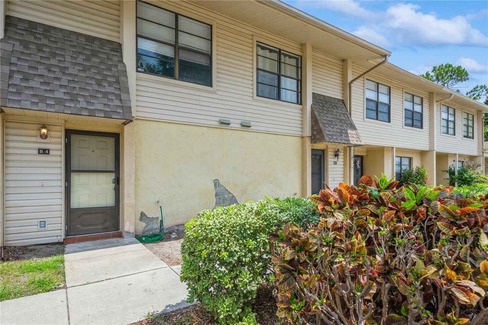 Property Photo: 3610 54th Street W B4 FL 34209