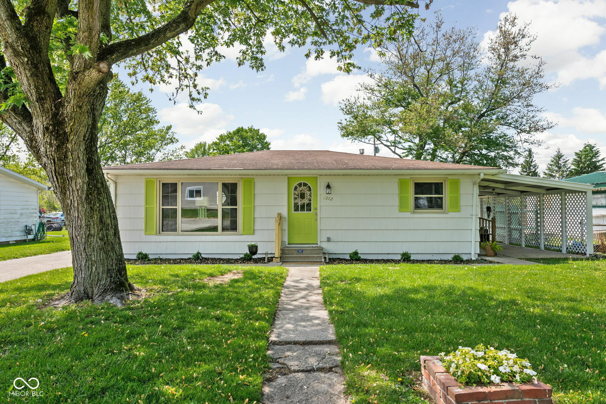 1212 N 10th Street  Elwood IN 46036 photo