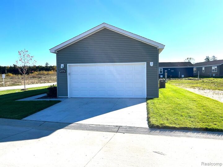 Property Photo:  2780 Naples  MI 48446 