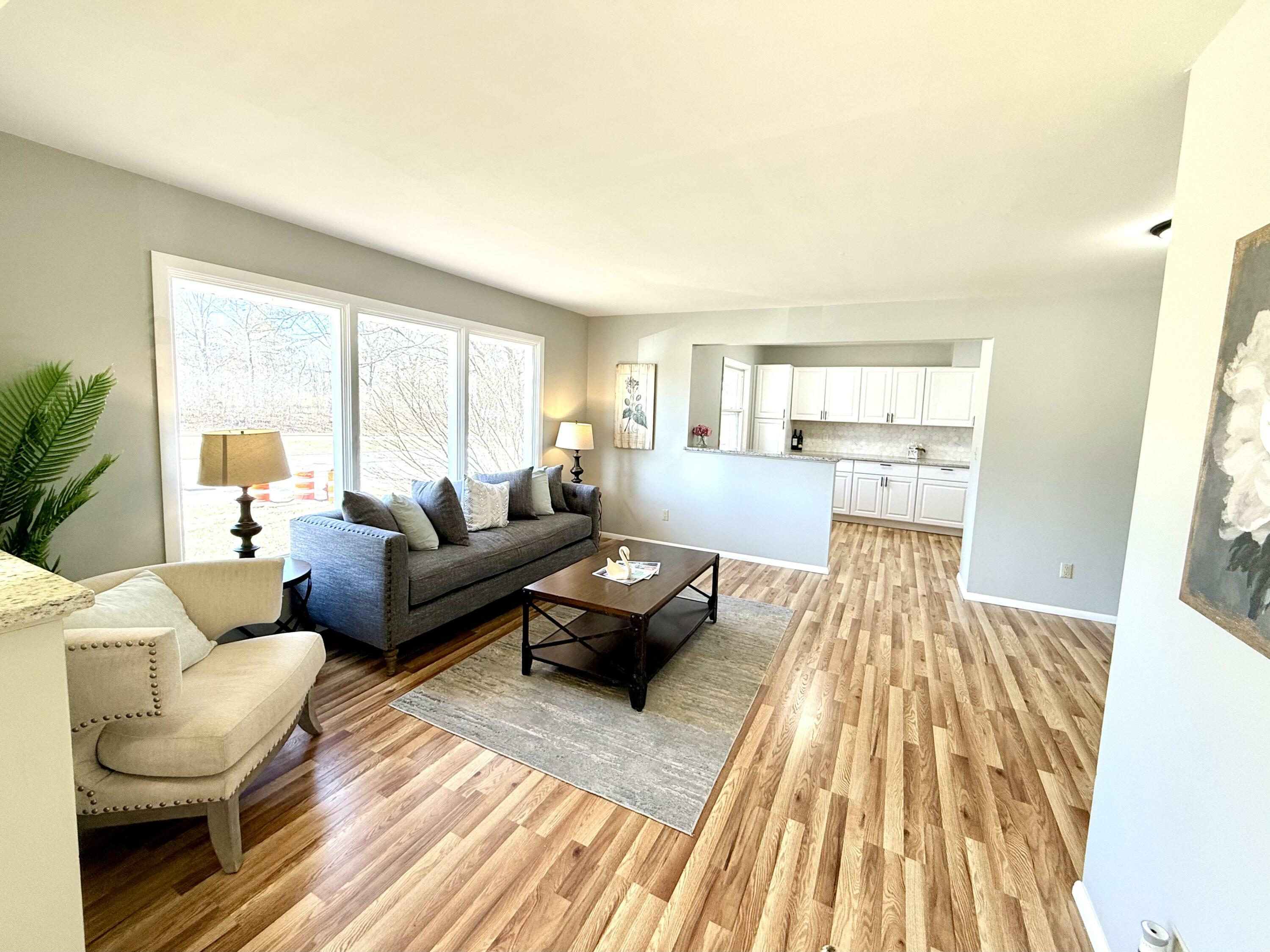 3438 N Mayfair Rd  Wauwatosa WI 53222 photo