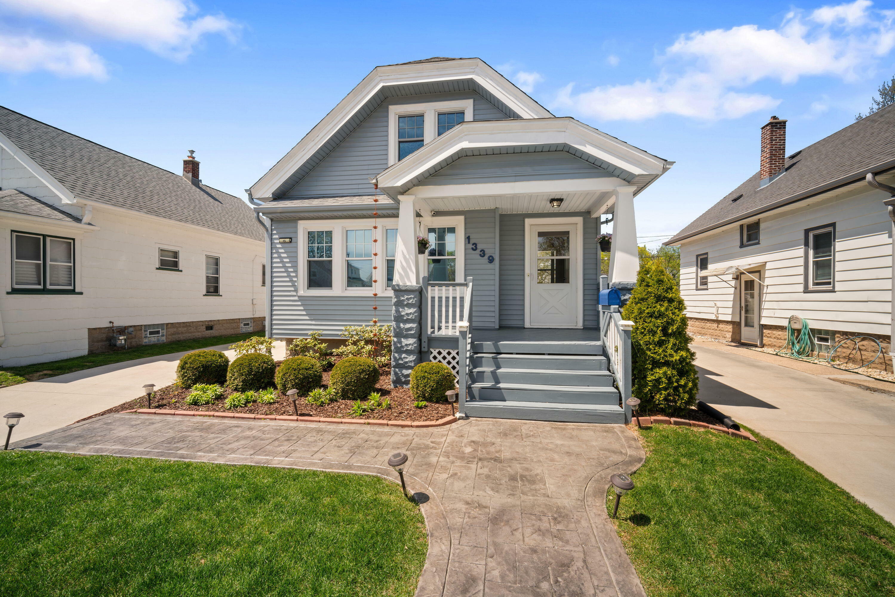 1339 S 85th St  West Allis WI 53214 photo