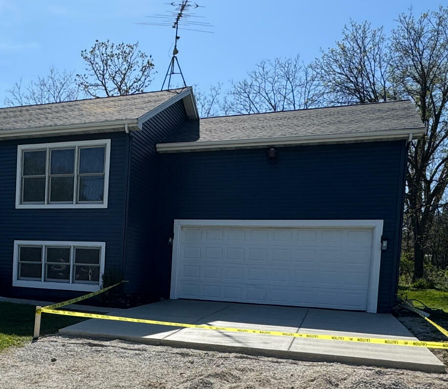 Property Photo: N3413 Queen Rd WI 53147