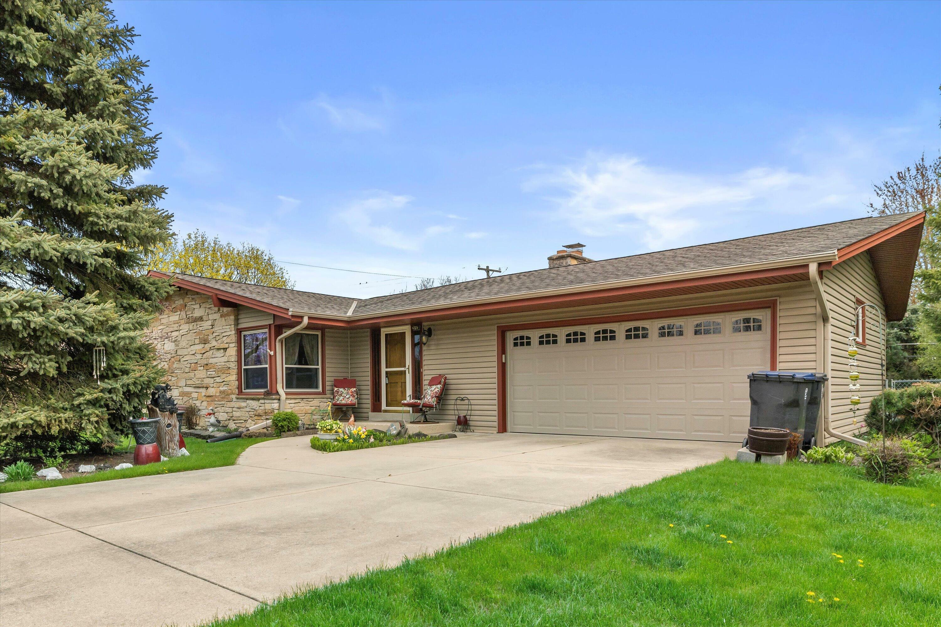 5943 Emstan Hills Rd  Mount Pleasant WI 53406 photo