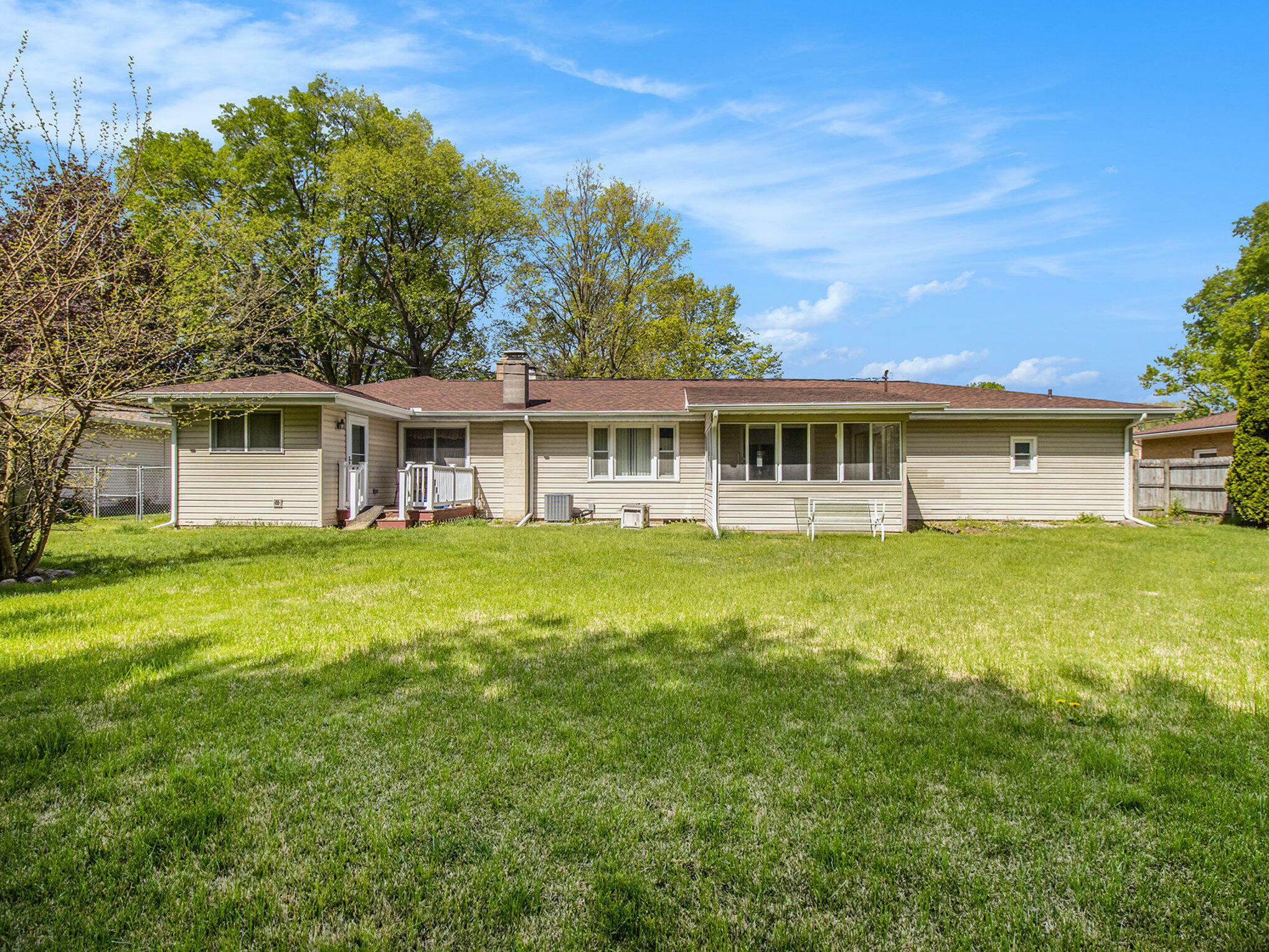 Property Photo: 520 West Street MI 49087