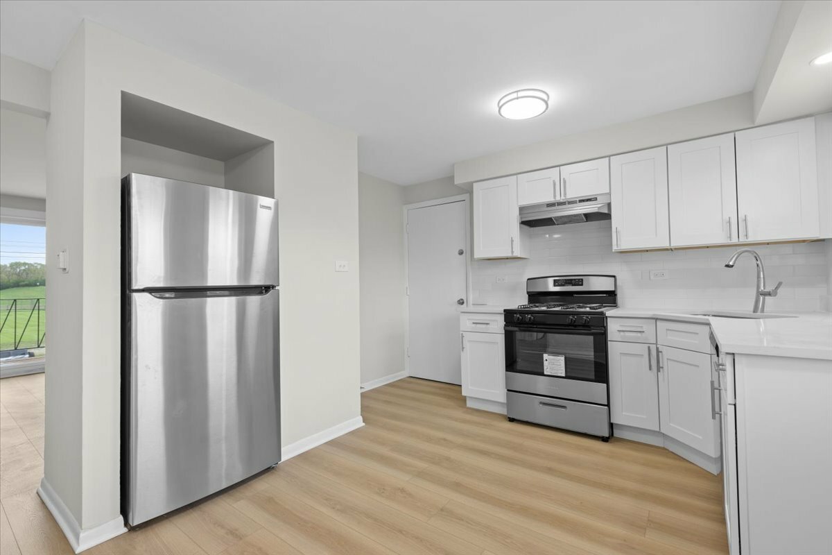 Property Photo: 14121 S Stewart Avenue 3E IL 60827