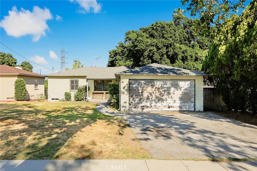Property Photo: 330 Eaton Drive CA 91107