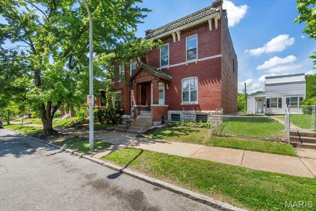 Property Photo: 4441 Minnesota Avenue MO 63111