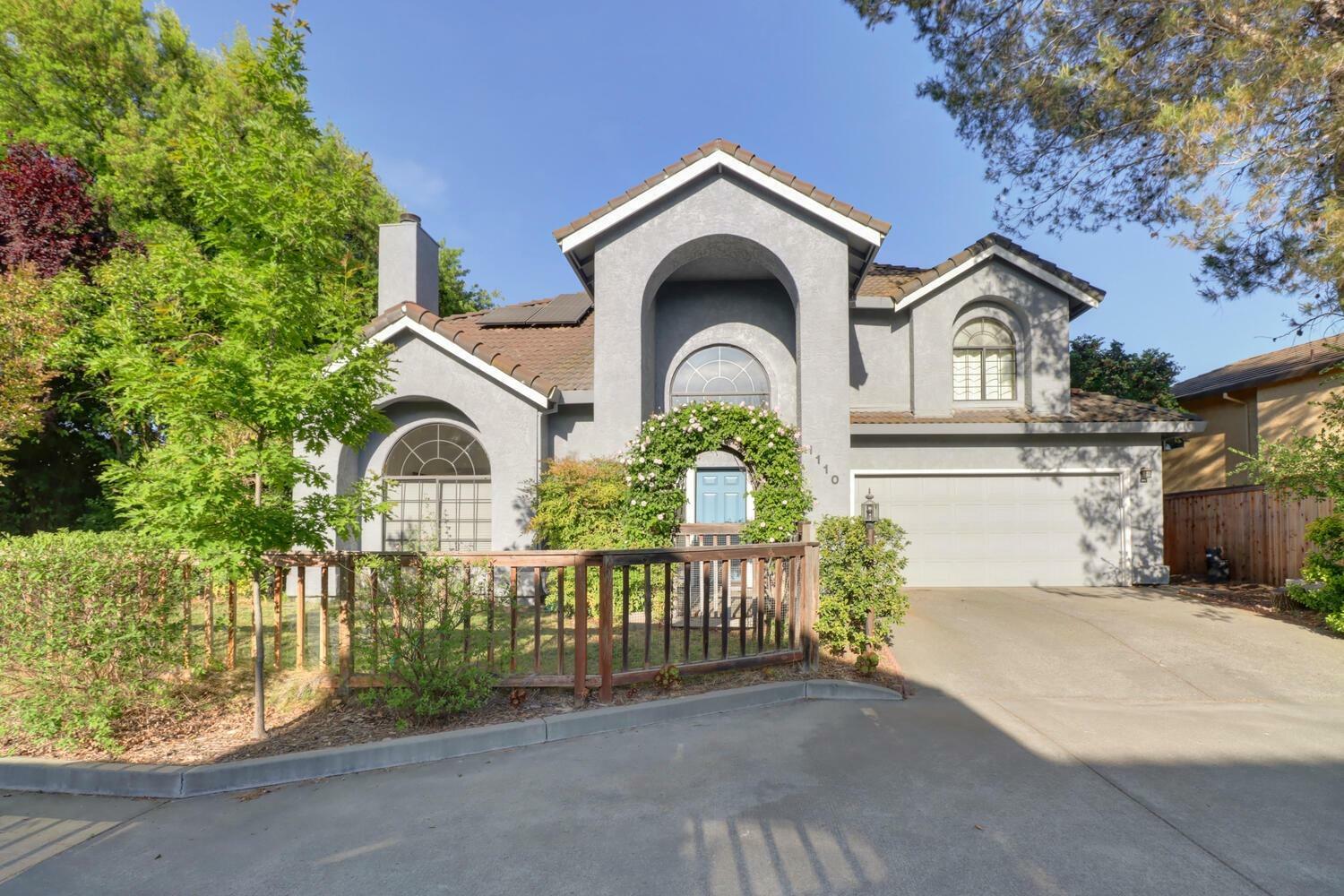 Property Photo: 1110 Garfield Terrace CA 95616