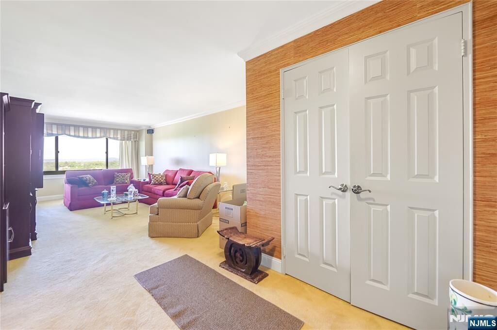 Property Photo: 307 Prospect Avenue 11G NJ 07601