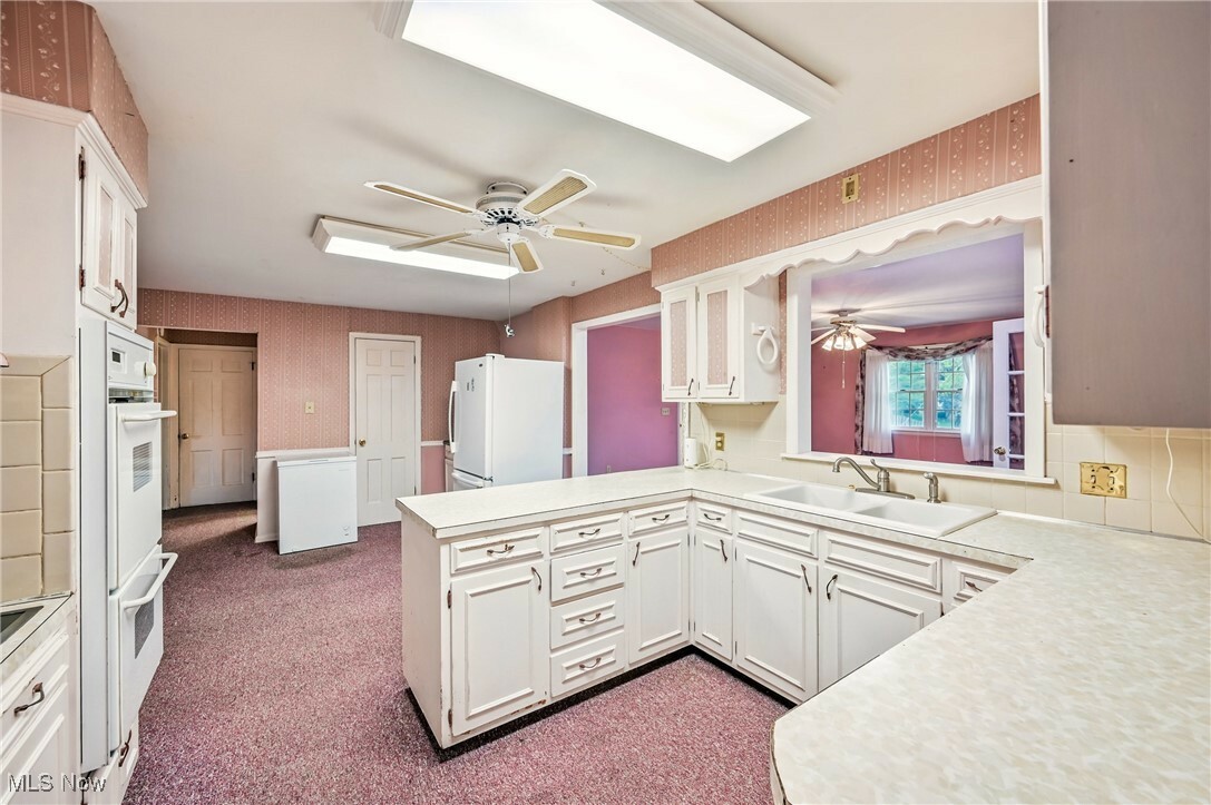 Property Photo: 741 Shady Lane OH 44484
