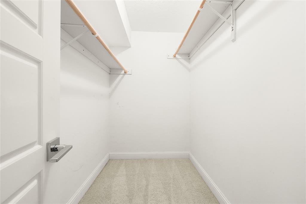 Property Photo: 5003 Skillman Street 210 TX 75206