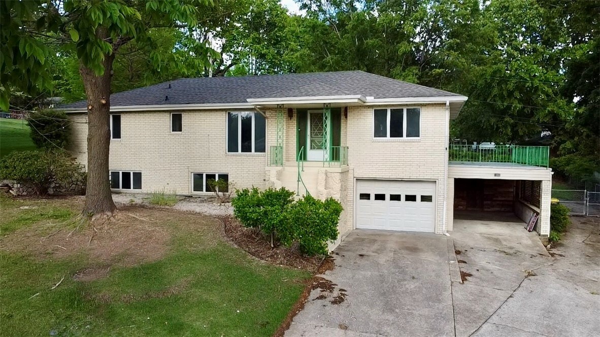 1003 N Liberty Street  Harrison AR 72601 photo