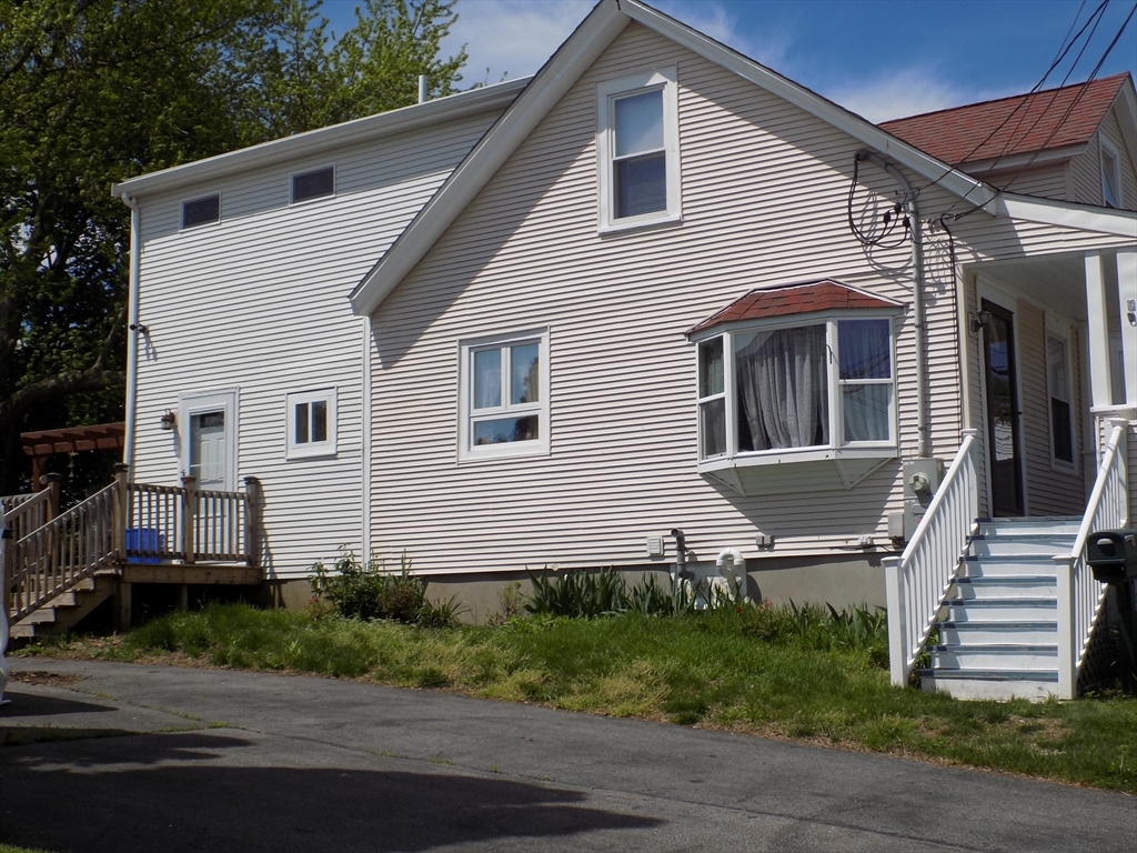 Property Photo:  321 Canonicus  RI 02878 