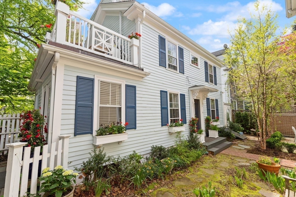 Property Photo: 92-94 Foster St 94 MA 02138