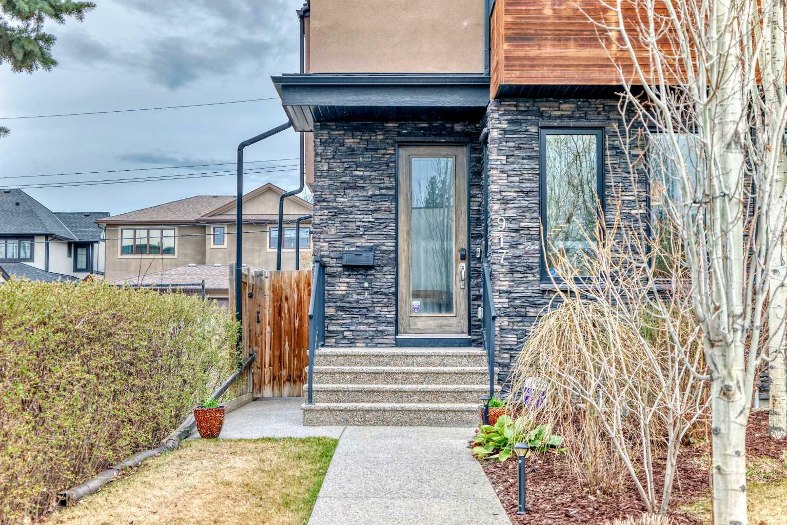 Property Photo: 917 32 Street NW AB T2N 2W3