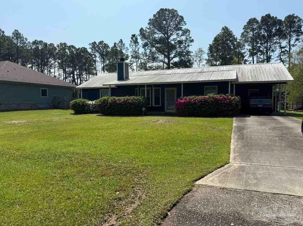 Property Photo: 8367 Verdura St FL 32566
