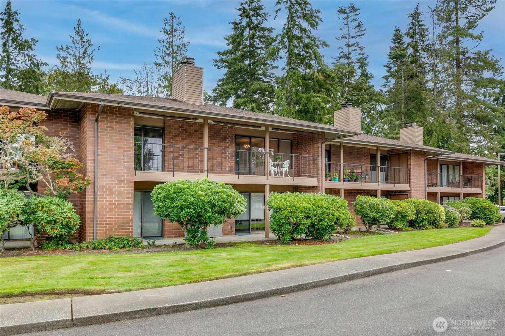 Property Photo: 8106 53rd Avenue W 922 WA 98275