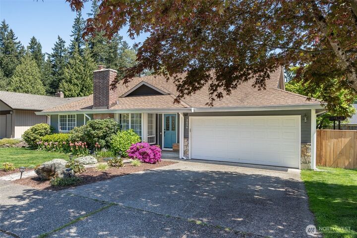 Property Photo:  2656  168th Avenue NE  WA 98008 