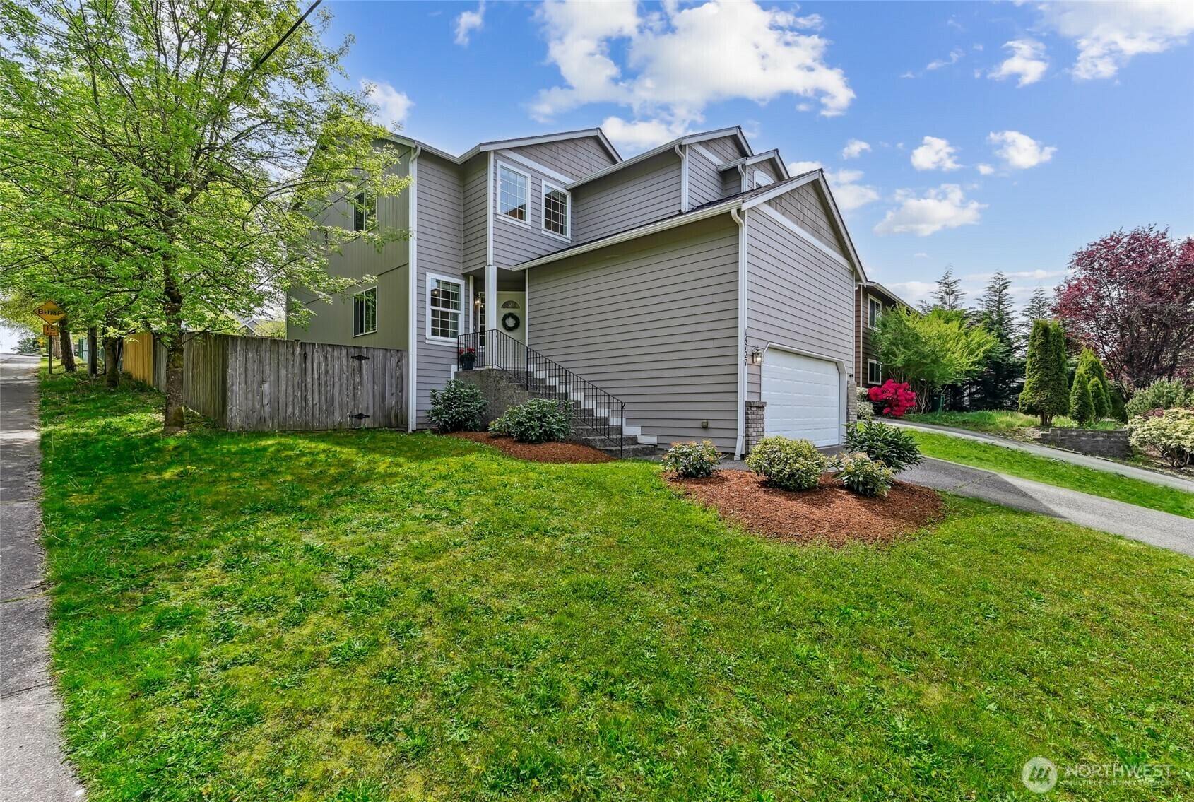Property Photo: 14727 SE 188th Way WA 98058