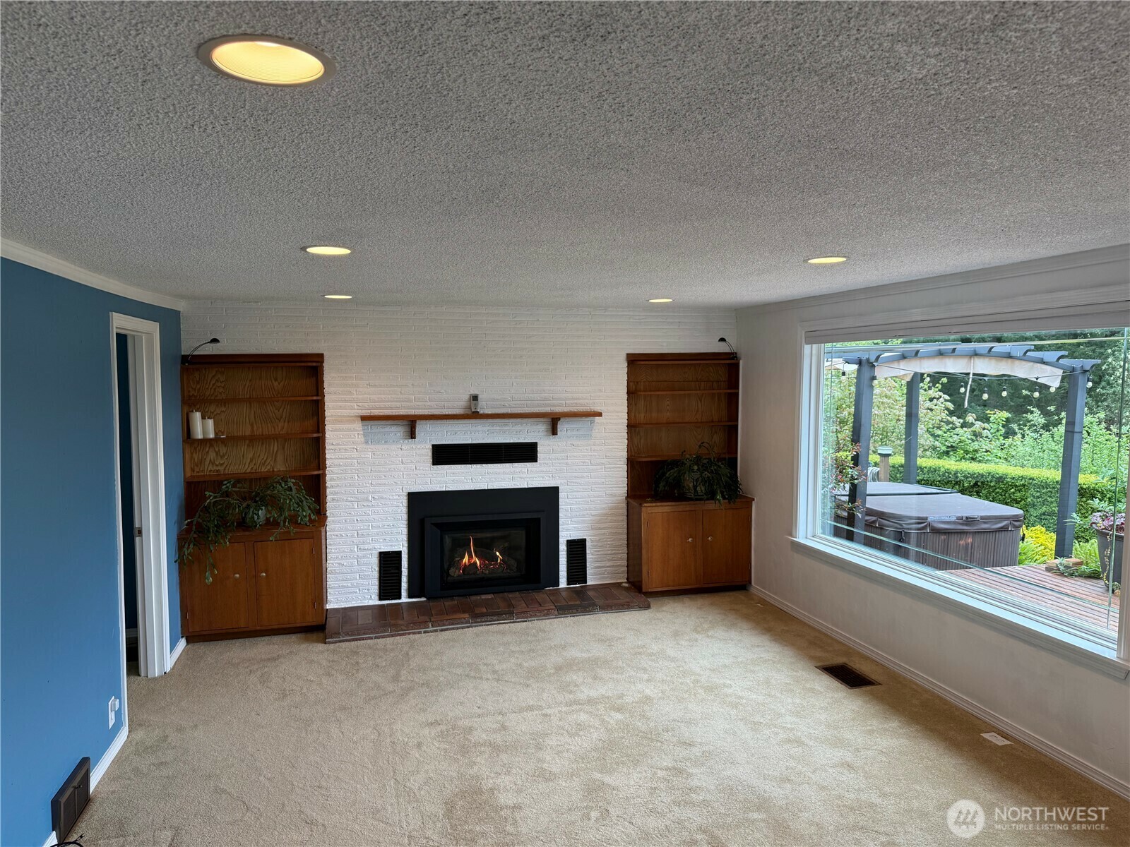Property Photo: 21926 Vashon Highway SW WA 98070