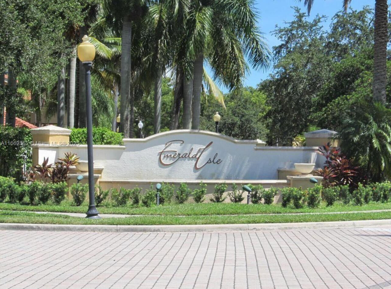 Property Photo:  4131 San Marino 208 Boulevard 208  FL 33409 