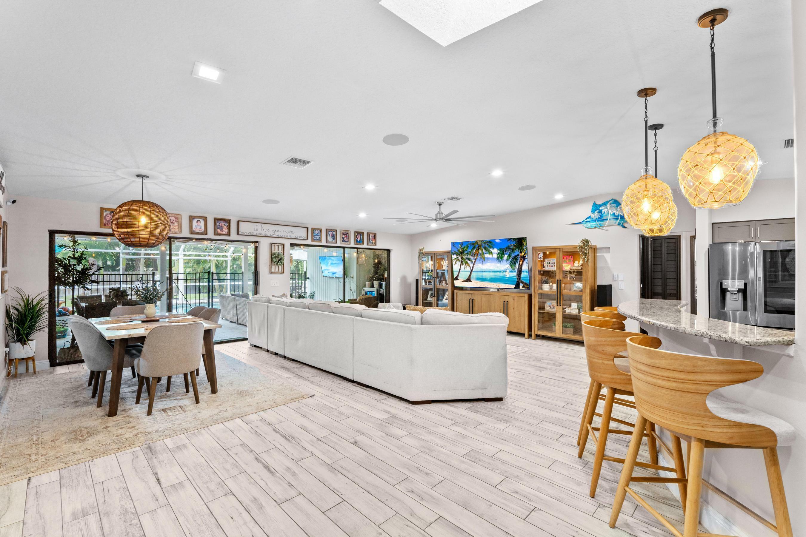 Property Photo: 2301 SE Gowin Drive FL 34952