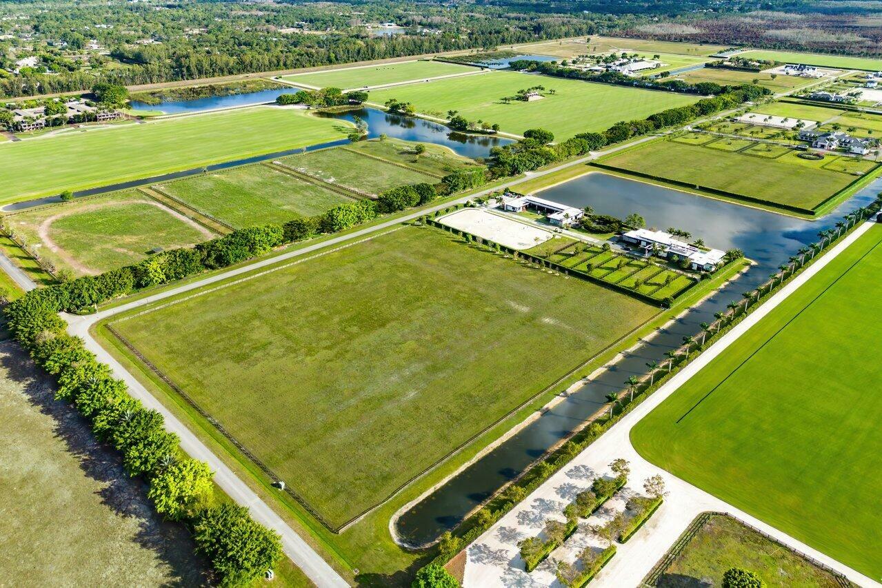 Property Photo: 10917 Wellington Preserve Boulevard FL 33449