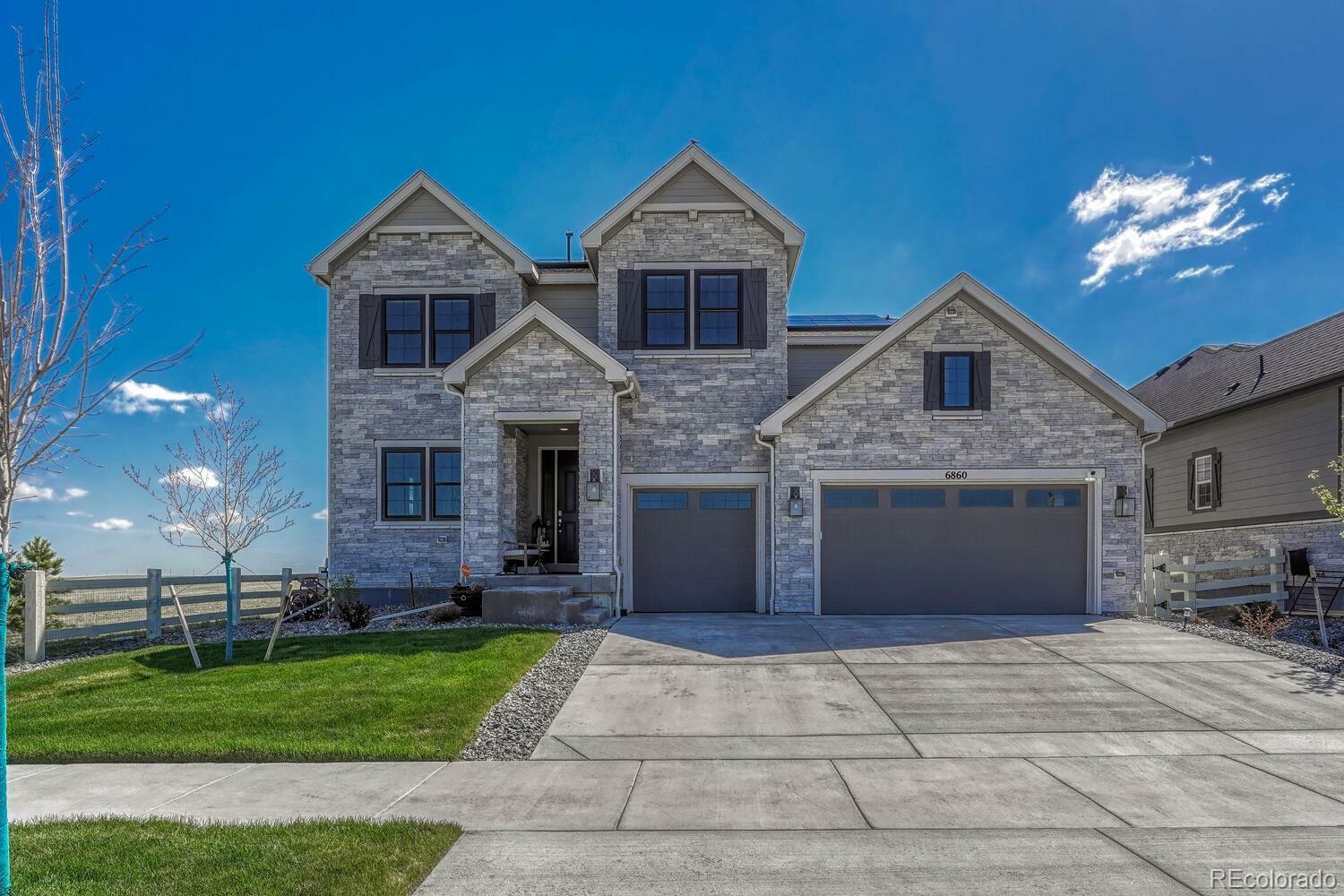 Property Photo: 6860 S Yantley Court CO 80016