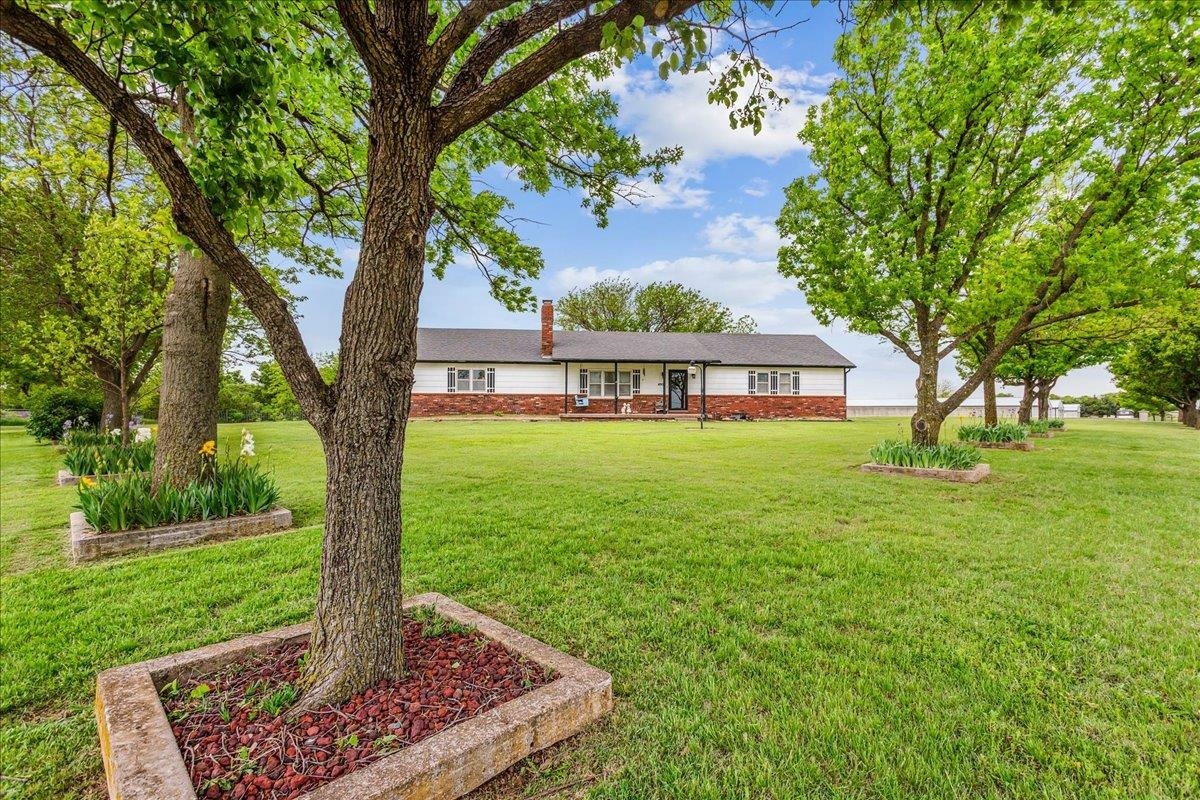 Property Photo: 4001 S Tyler Rd KS 67215