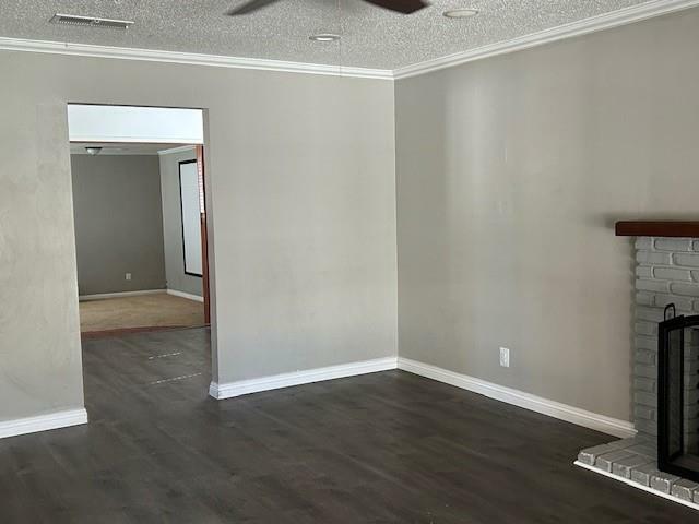 Property Photo: 471 Helen Avenue CA 95376