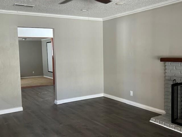 Property Photo:  471 Helen Avenue  CA 95376 