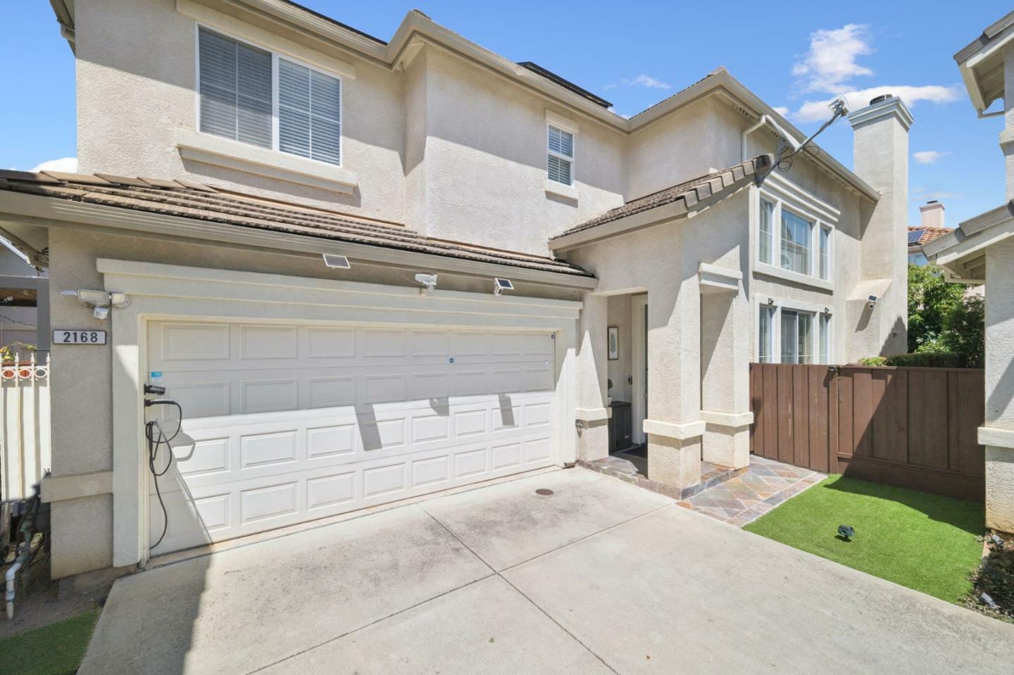Property Photo: 2168 Pettigrew Drive CA 95148