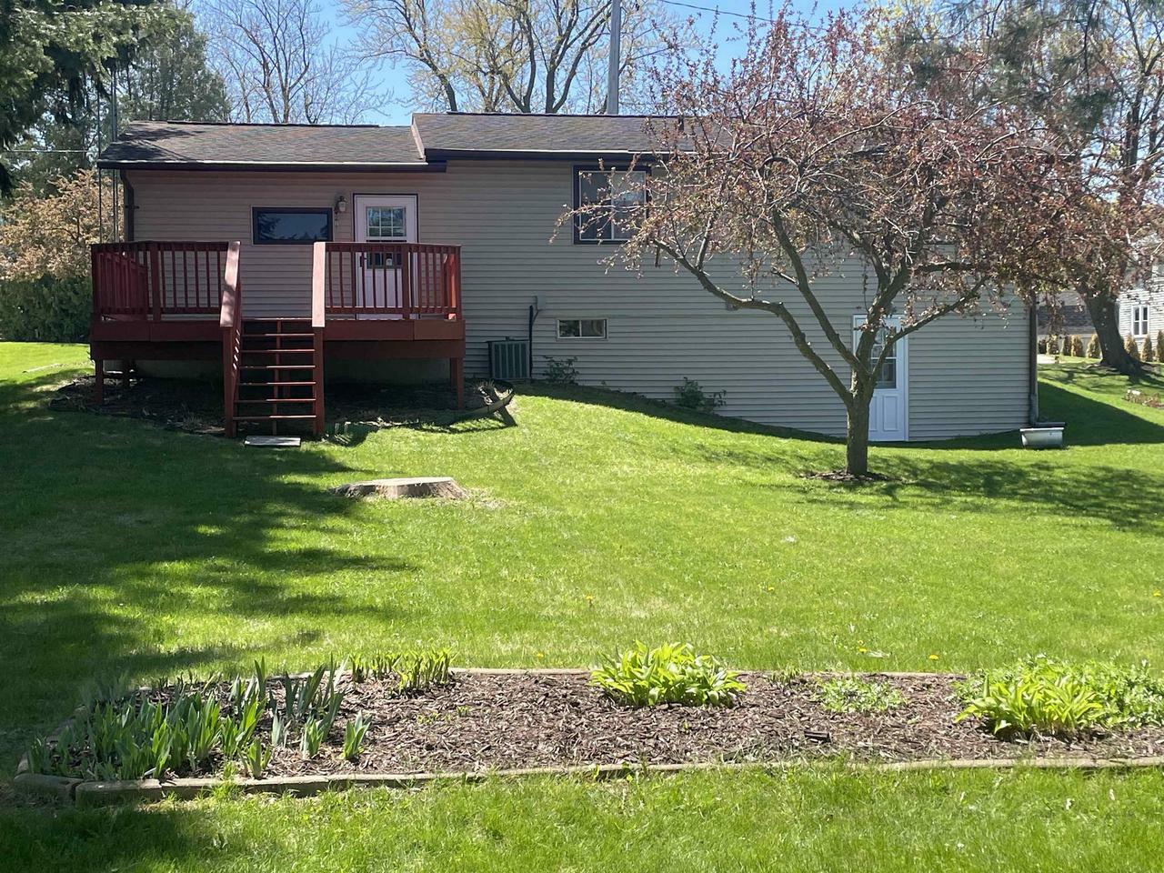 Property Photo: 615 West Main Street WI 53919