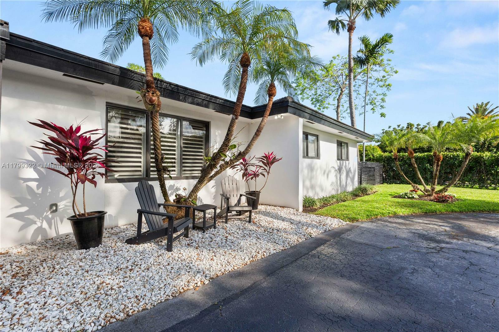 Property Photo: 13505 SW 83rd Ct FL 33156