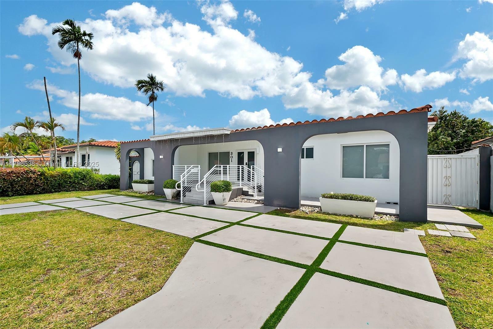 Property Photo: 301 SW 30th Ct FL 33135