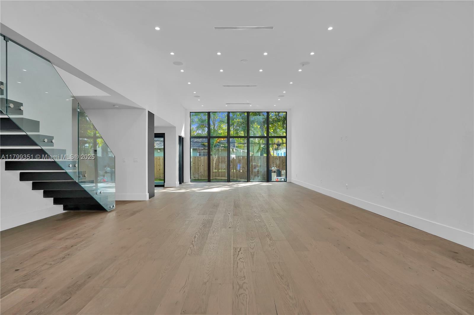 Property Photo: 30 NE 50th St FL 33137