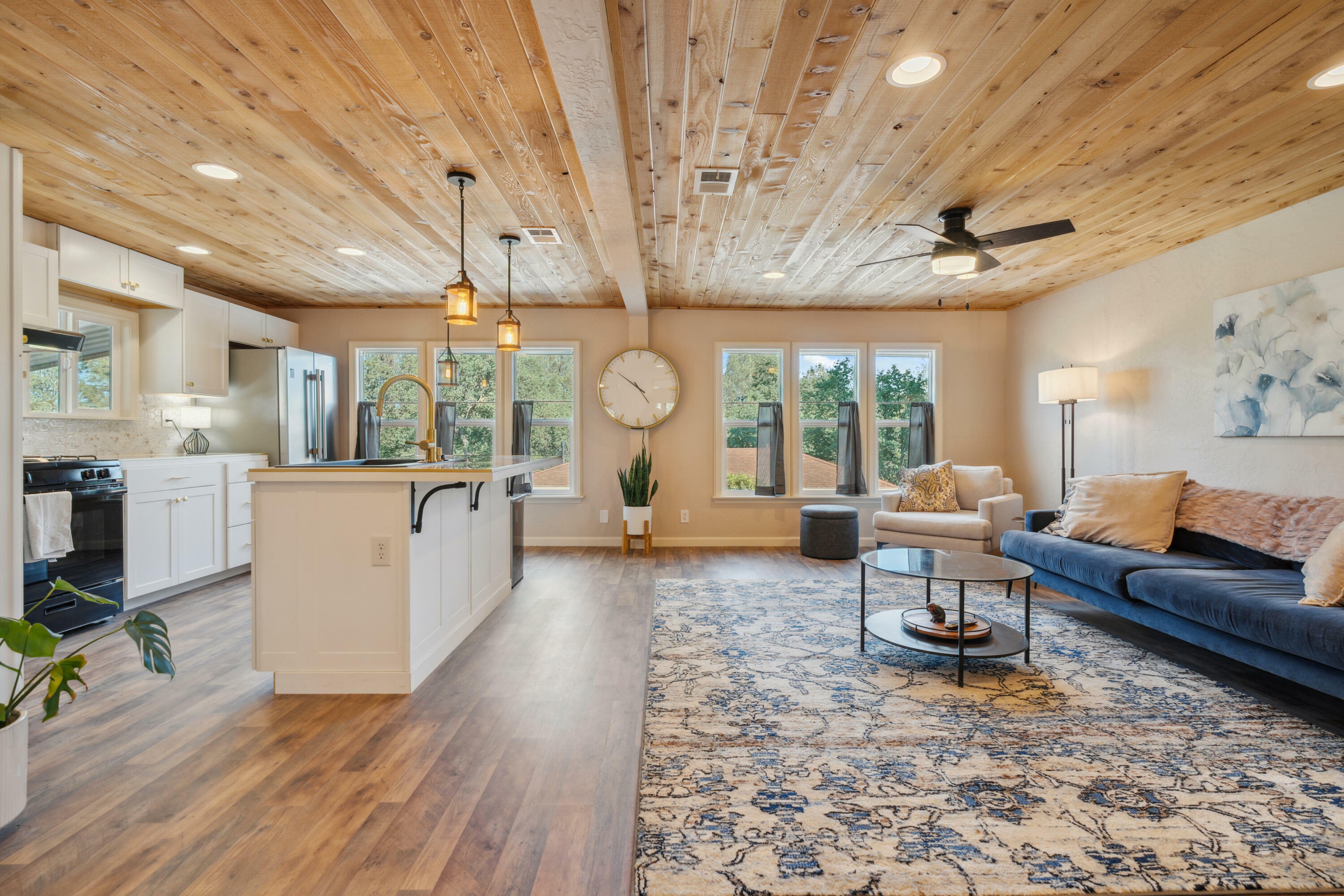 821 Saint Marks Street  Redding CA 96003 photo
